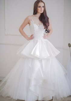 Свадебное платье С53242. С пышной юбкой, длинное без шлейфа.